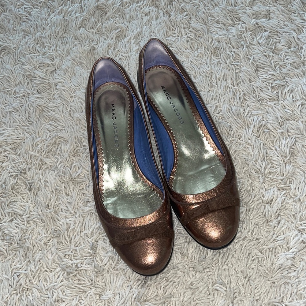 Marc Jacob’s Rose Gold Flats BARELY WORN! ✨